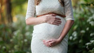Attraktivität in der Schwangerschaft: So fühlen sich Frauen weiterhin wohl in ihrem Körper