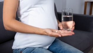 Sodbrennen in der Schwangerschaft - was dagegen hilft