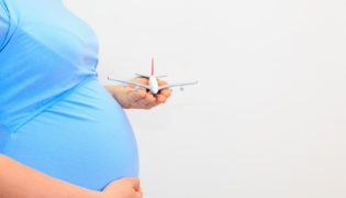 Ratgeber: Fliegen während der Schwangerschaft