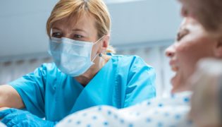 Geburtsbegleitung durch eine Hebamme